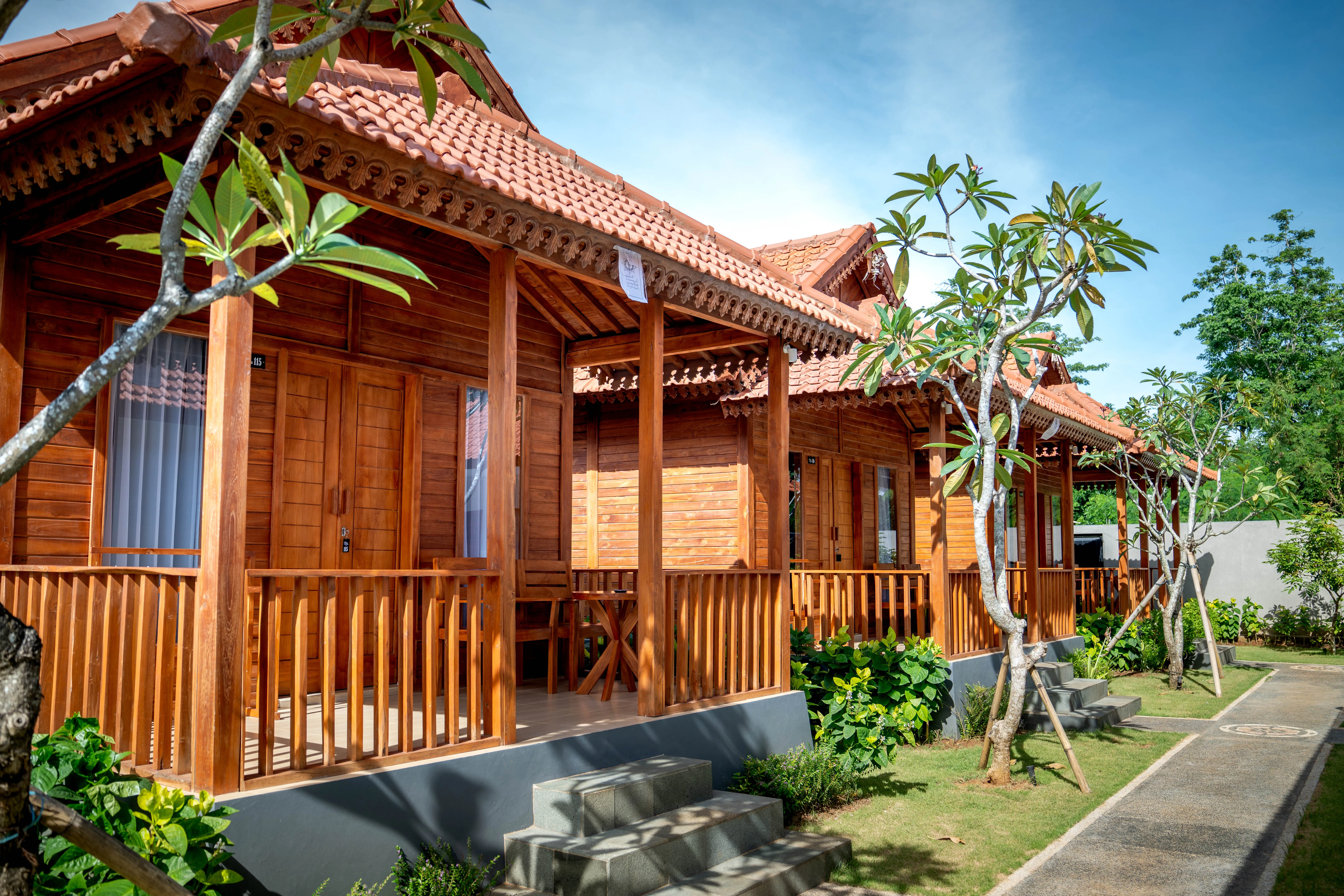 Sustainable Travel: How We Protect Uluwatu's Beauty